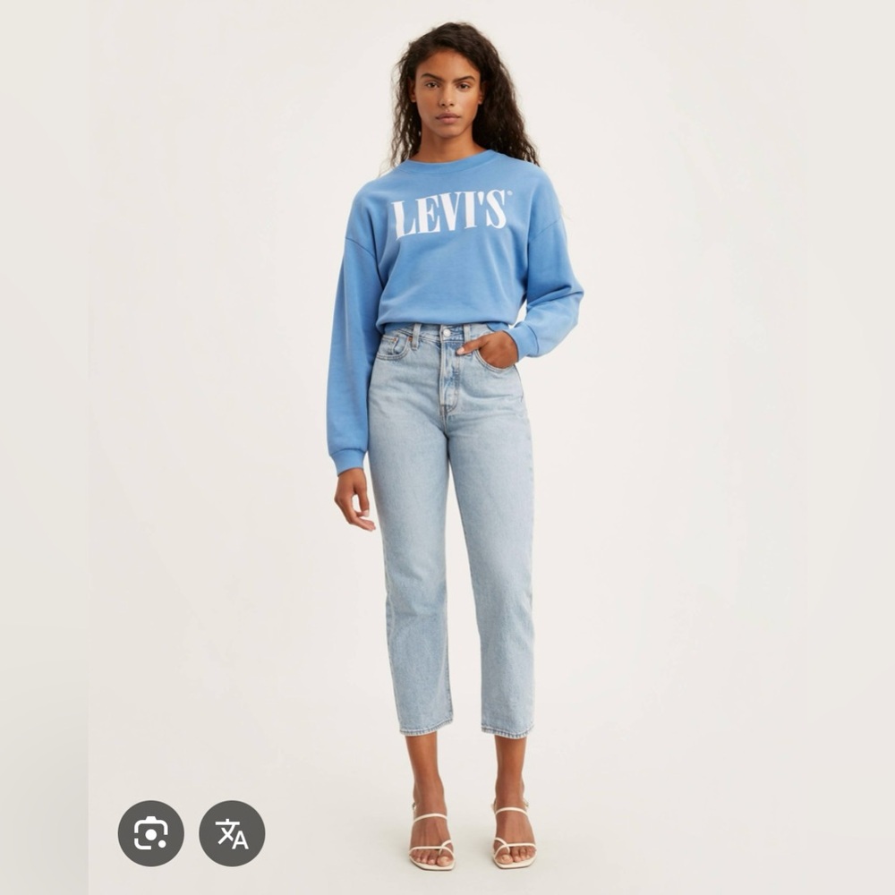 Levi's Women's Light Wash Wedgie Straight Leg Jeans